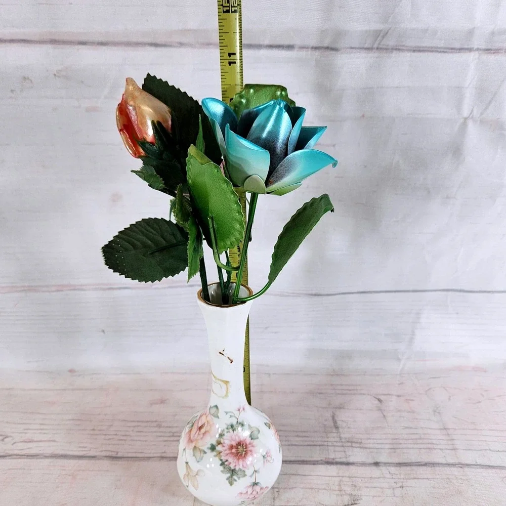 Royal Park Bud Vase‎ White Floral Bone China Staffordshire England with Roses